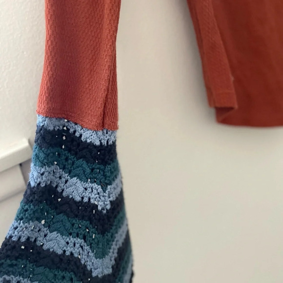 Anthropologie Pilcro Crochet Cuffed Top - Picture 4 of 8